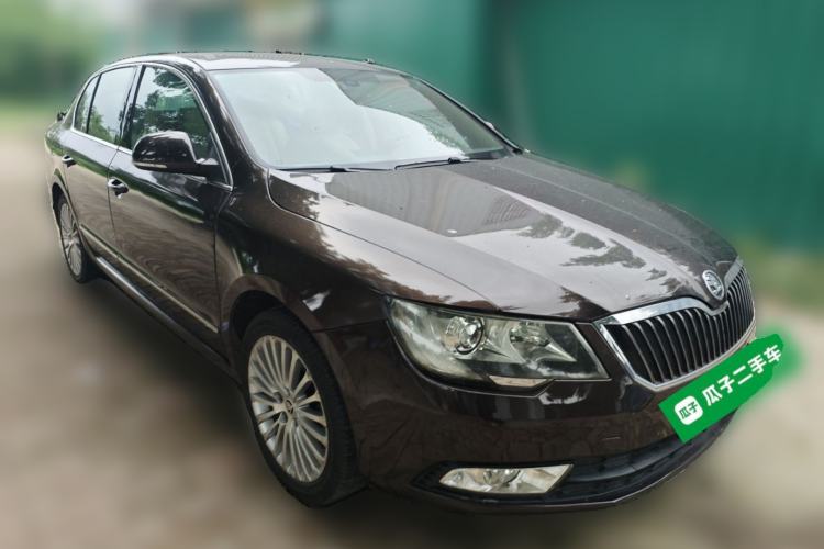 Used Skoda Superb 2013 1.8TSI Automatic MingShi Edition Front Right 45 Deg