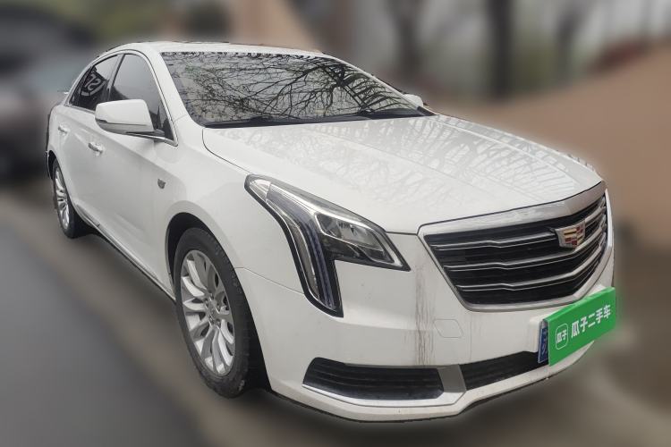 Used Cadillac XTS 2018 28T Tech Edition Front Right 45 Deg