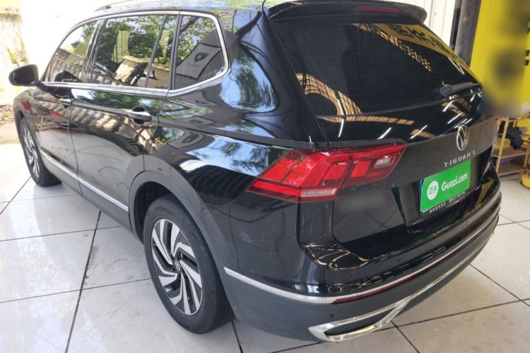 Used Volkswagen Tiguan L 2024 300TSI Automatic Two-Wheel Drive Smart Edition