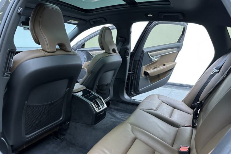 Used Volvo S90 2022 B5 Zhiyuan Luxury Edition