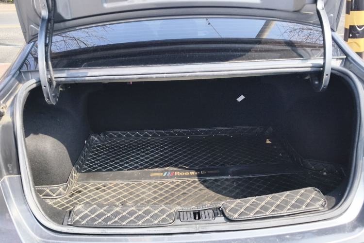 Used Roewe i5 2021 1.5L CVT Diamond Edition