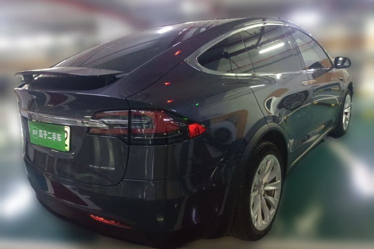 Used Tesla Model X 2019 Long-Range Version Rear Right 45 Deg