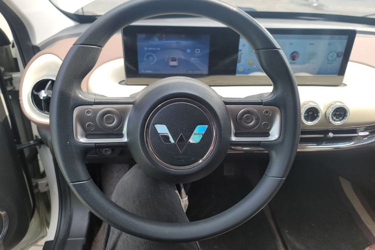 Used Wuling Bingo 2023 333 km Enjoyment Version
