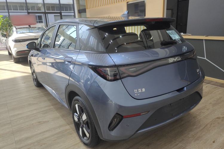 Used BYD Dolphin 2025 Intelligent Driving Version 410 km Fashion Edition
