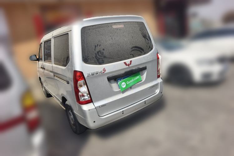 Used Wuling Rongguang S 2021 1.2L Base Model 7-Seater LSI
