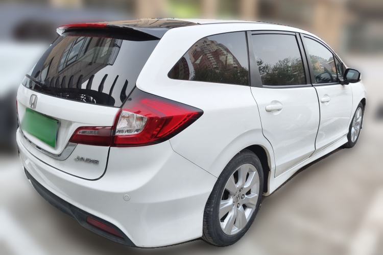 Used Honda Jade 2013 1.8L automatic Comfort version 5 seats