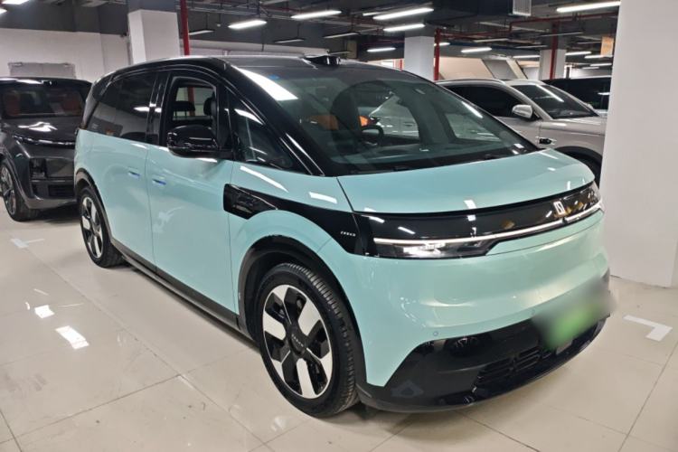 Used Zeekr MIX 2025 Intelligent Driving Version Front Right 45 Deg