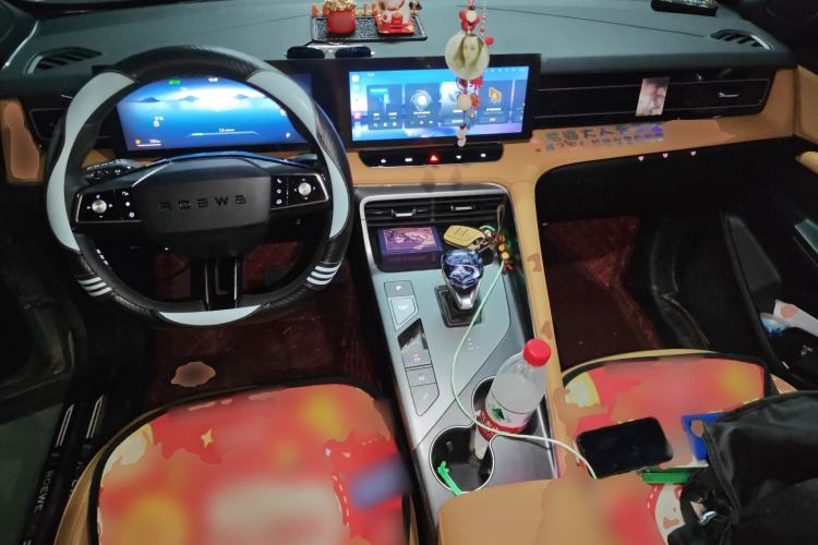 Used Roewe RX5 2023 1.5T Elite Edition Center Console