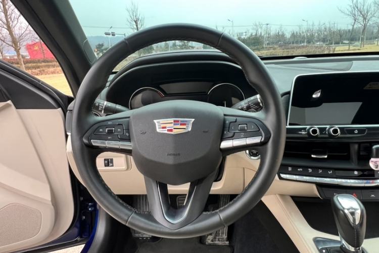 Used Cadillac CT4 2023 25T Luxury Model