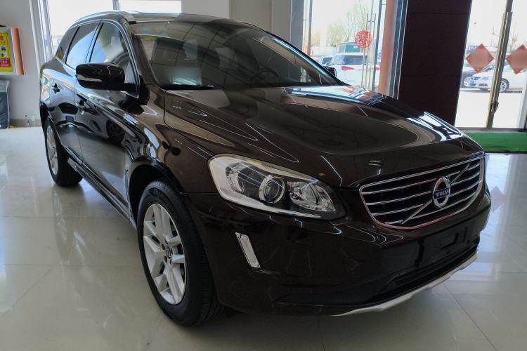 Used Volvo XC60 2017 T5 AWD Smart Upgrade Model
