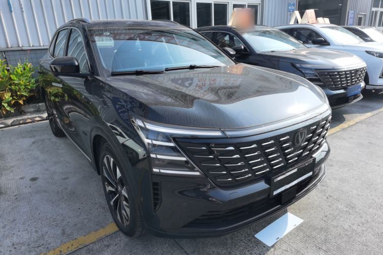 Used CHANGAN CS75 PLUS 2025 4th Generation UItra 2.0T New Blue Whale Smart Intelligent Powertrain Version
