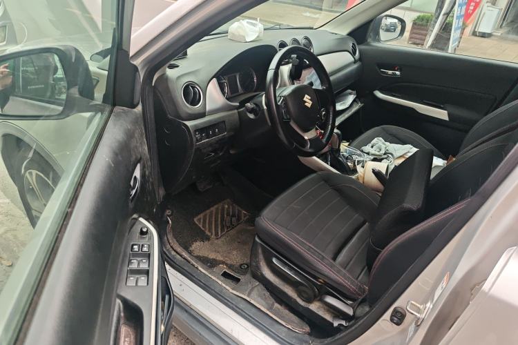 Used Suzuki Vitara 2016 1.4T Automatic Two-Wheel Drive Elite Model Driver Seat