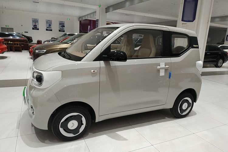 Used Wuling Hongguang MINIEV 2024 3rd Generation 215km Youth Edition