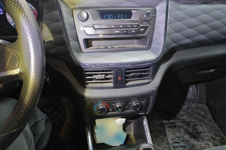 Used Jinbei Gold Hiace 2021 1.5L Passenger Vehicle Engineering Lion 6 Seats
