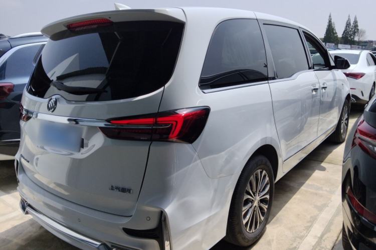 Used Buick GL8 2021 Land Cruiser Executive Class 652T Luxury Model