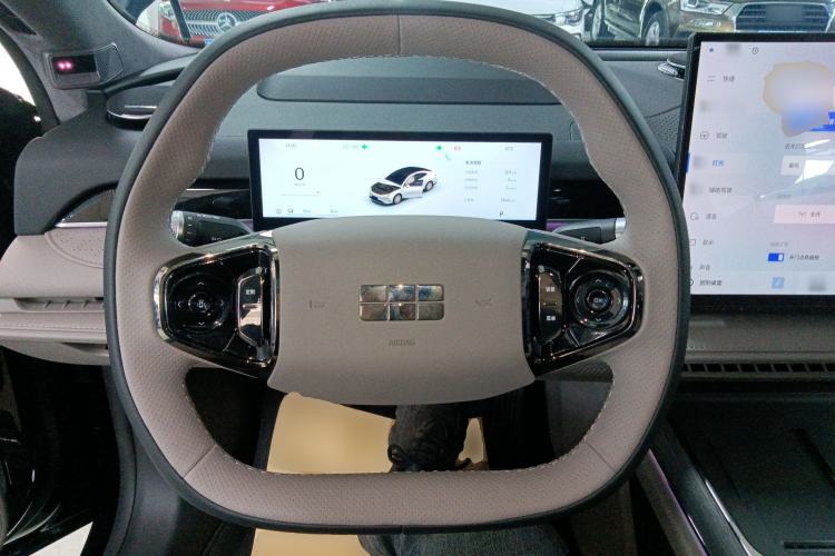 Used Geely Galaxy Galaxy 8 2025 130km EM-P Starship Edition
