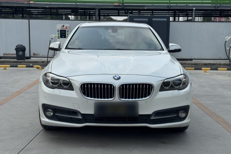 Used BMW 5 Series 2014 528Li Leading Model Exterior 7
