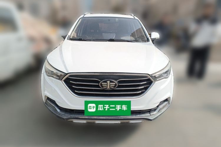 Used Bestune X40 2018 Internet Celebrity Edition 1.6L Automatic Luxury Version
