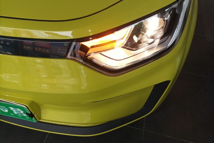 Used SOL E10X 2022 Flower Fairy Style Baby's Breath
