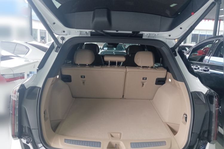 Used Cadillac XT5 2025 2.0T Prestige Version Trunk