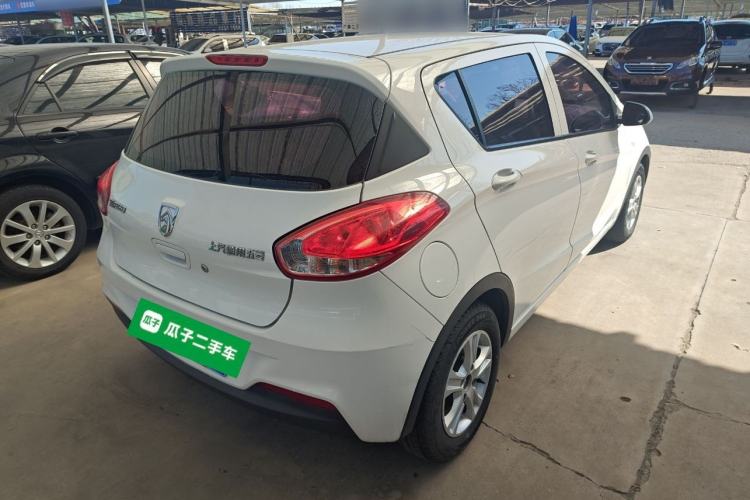 Used Baojun 310 2016 1.2L manual Comfort trim level
