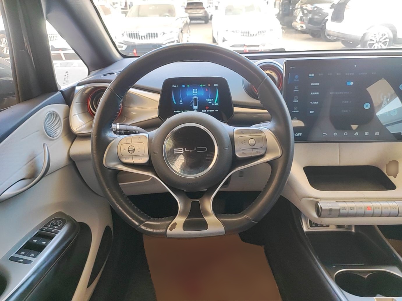 BYD Dolphin 2021 405 km Free Version — снимка 13