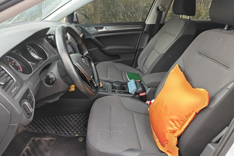 Used Volkswagen Golf 2016 1.6L Automatic Comfort Model
