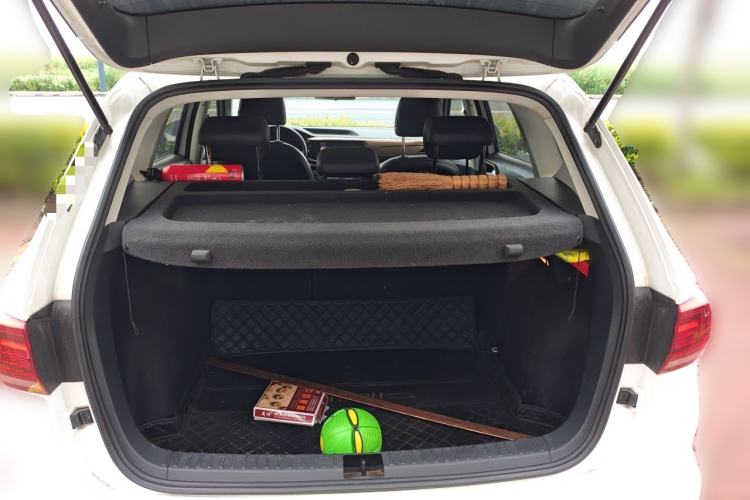 Used Volkswagen Tharu 2019 280TSI Two-Wheel Drive Luxury Version China VI Standard Trunk