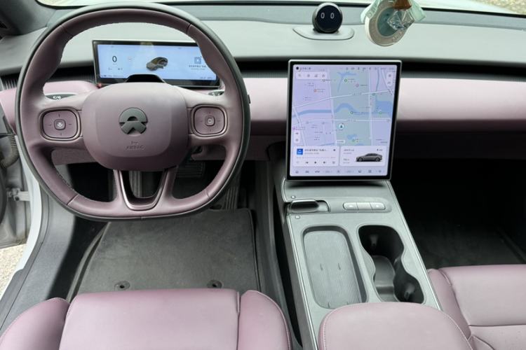 Used Nio ET5 2024 75 kWh Interior 1