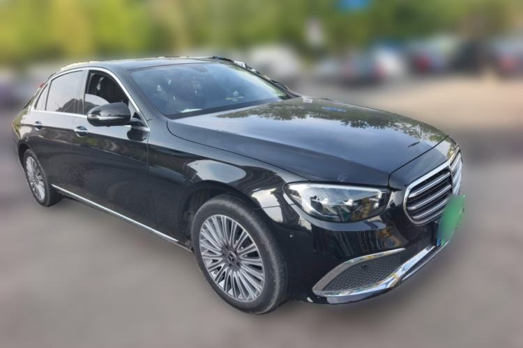 Used Mercedes-Benz E-Class 2022 Revised Version E 300 L Fashion Edition Front Right 45 Deg