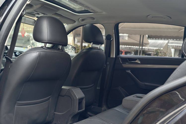 Used Volkswagen Lavida 2015 230TSI DSG Comfort Edition