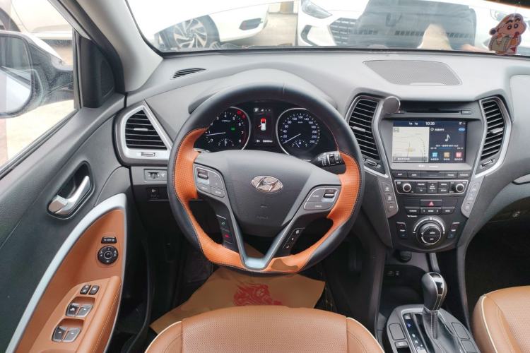 Used Hyundai Santa Fe 2017 2.0T Automatic All-Wheel Drive Smart 7-Seater
