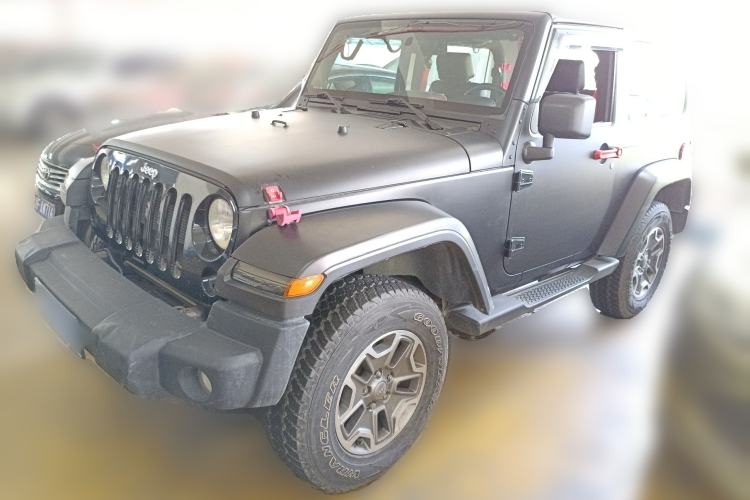 Used Jeep Wrangler 2010 3.8L Sahara two-door model