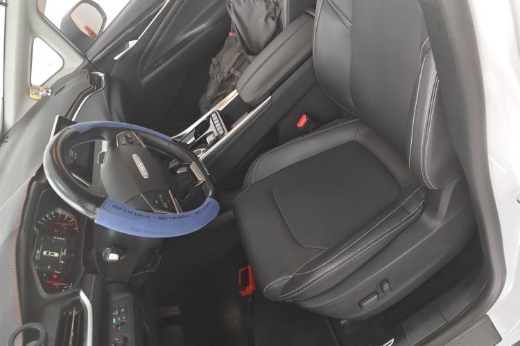 Used SAIC MAXUS G50 2023 PLUS 1.5T Happiness-Recommended Automatic Start Edition Left Front Seat