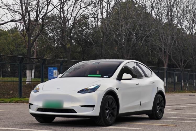 Used Tesla Model Y 2023 Rear-Wheel-Drive Version