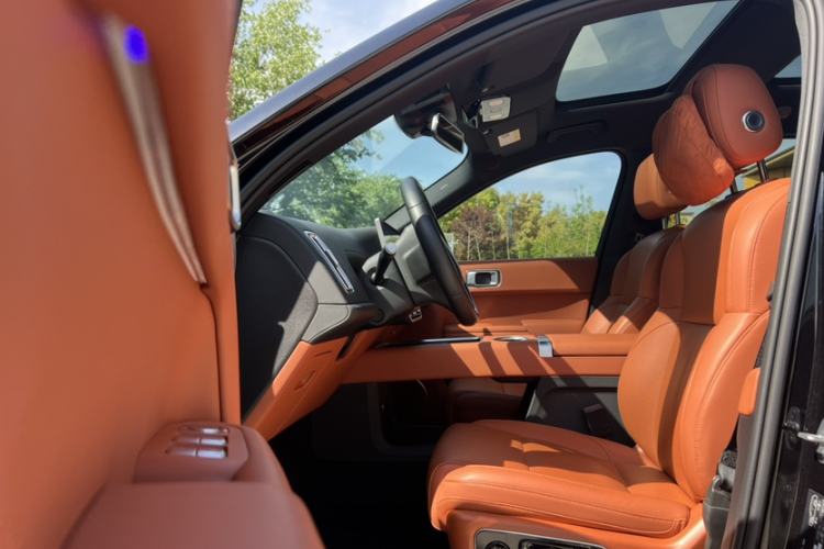 Used Li Auto L8 2023 Pro Model Interior 2