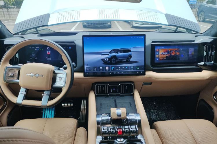 Used Formula Leopard Leopard 8 2025 Smart & Brave Flagship Edition 7 Seats