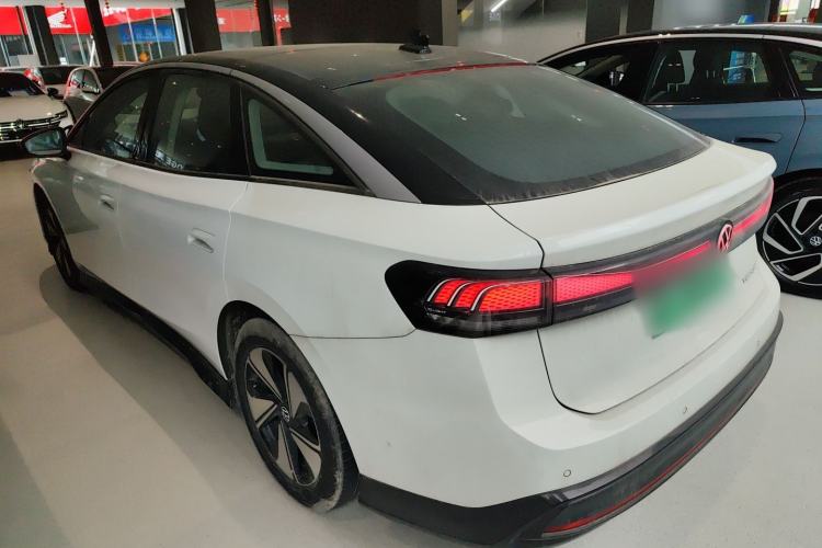 Used Volkswagen ID.7 VIZZION 2024 AIR model Rear Left 45 Deg