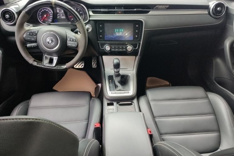 Used MG 6 2017 20T Automatic Luxury Smart Connect Version China V Standard Center Console