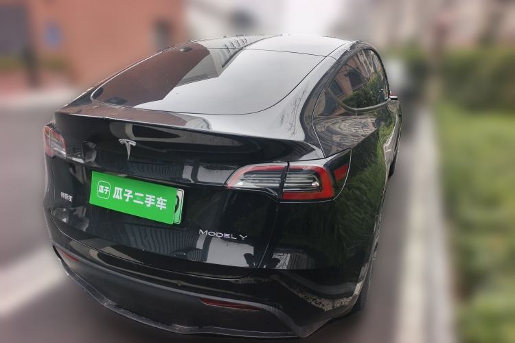 Used Tesla Model Y 2023 Rear-Wheel-Drive Version