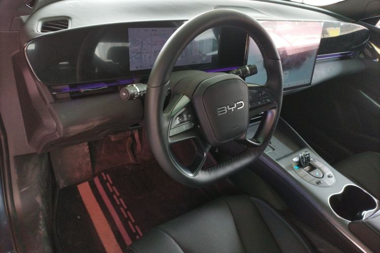 Used BYD Seal 2025 650 Zhihang Edition Interior 2