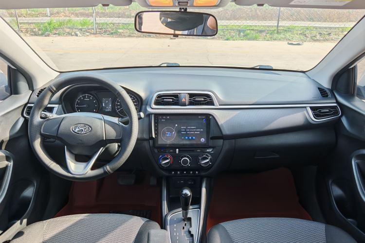 Used Hyundai Verna (older generation) 2017 1.4L Automatic YueXiang Edition China V-standard