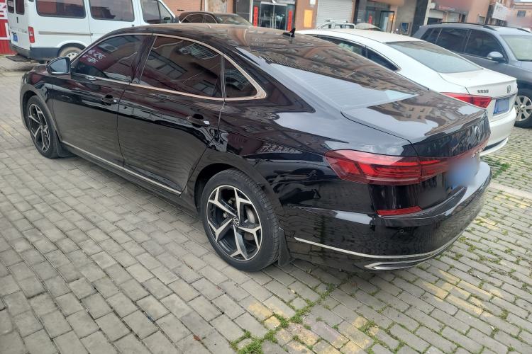 Used Volkswagen Passat 2024 330TSI Starry Elite Edition Rear Left 45 Deg