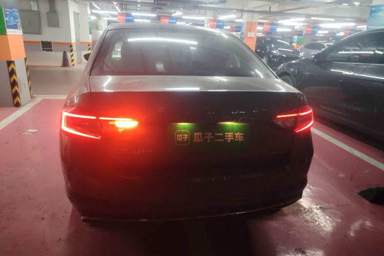 Used Skoda Octavia 2019 TSI280 DSG SmartDrive Luxury Edition China VI Rear