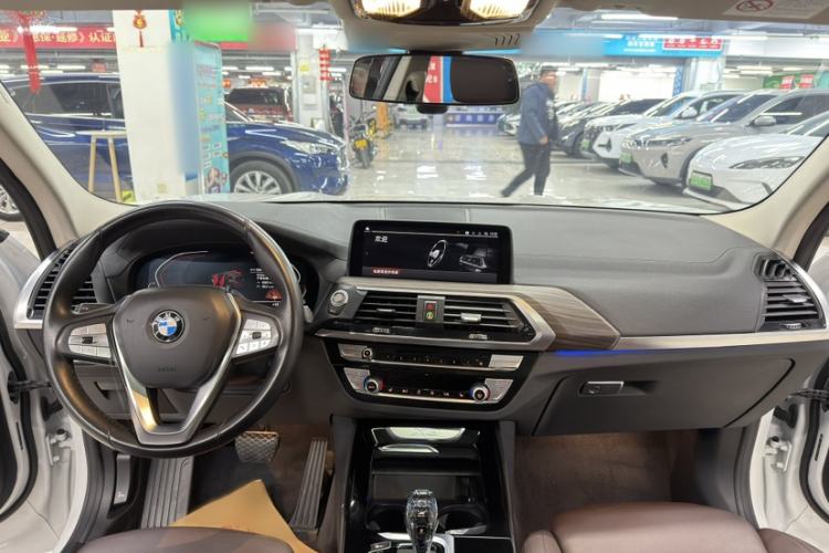 Used BMW X3 2021 Facelift xDrive28i Luxury Package Interior 2