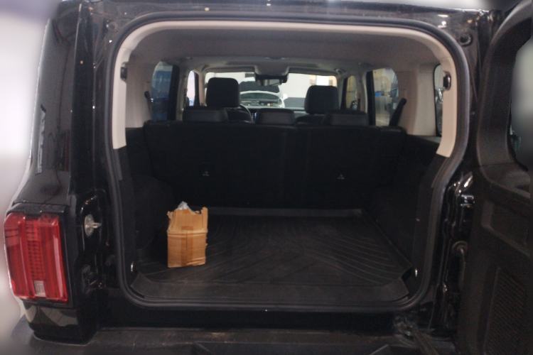 Used Tank 300 2023 Off-Road Edition 2.0T Conqueror Trunk