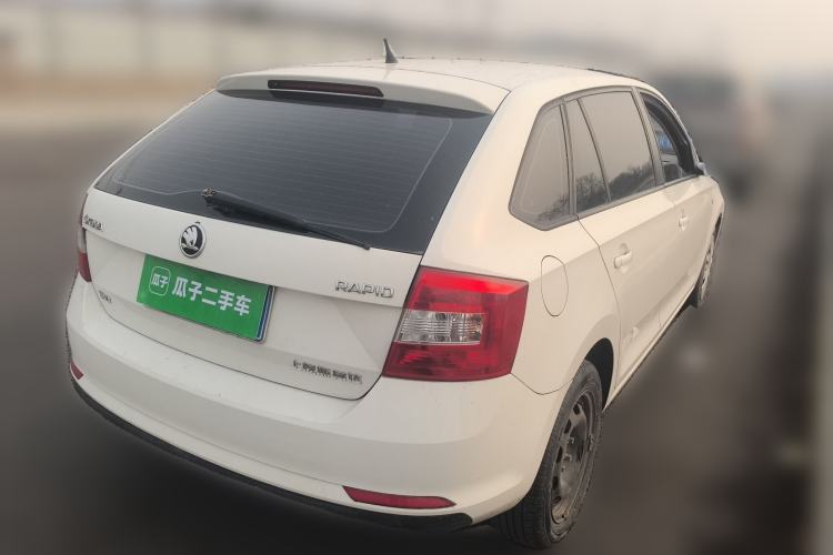 Used Skoda Rapid Spaceback 2016 Revised Version 1.6L Manual Front-Drive Edition