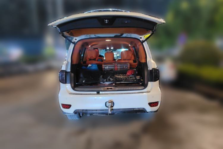 Used Nissan Patrol 2018 Y62 4.0 XE Middle East Trunk