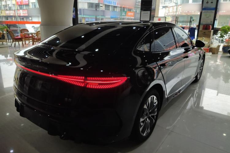 Used BYD Seal 2022 550 km Standard Range Rear-Wheel Drive Prestige Version
