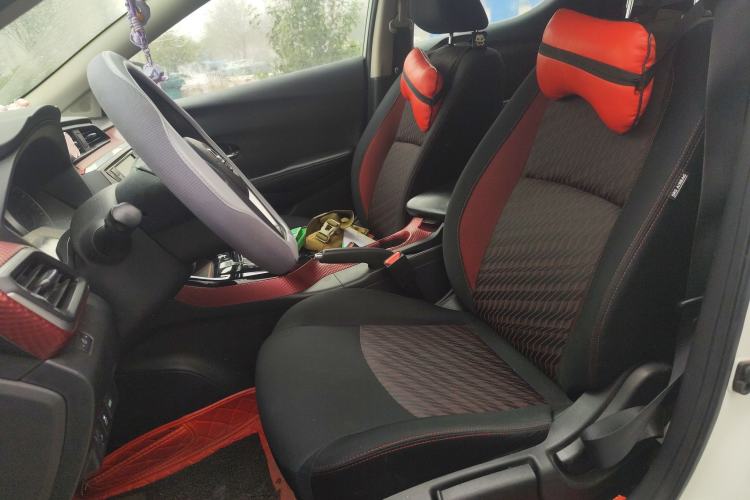 Used Nissan Lannia 2016 1.6L CVT Smart Cool Edition Left Front Seat